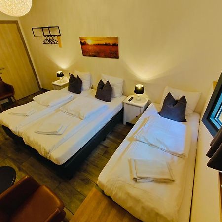 Hotel Ladeuze เลอเวน ภายนอก รูปภาพ
