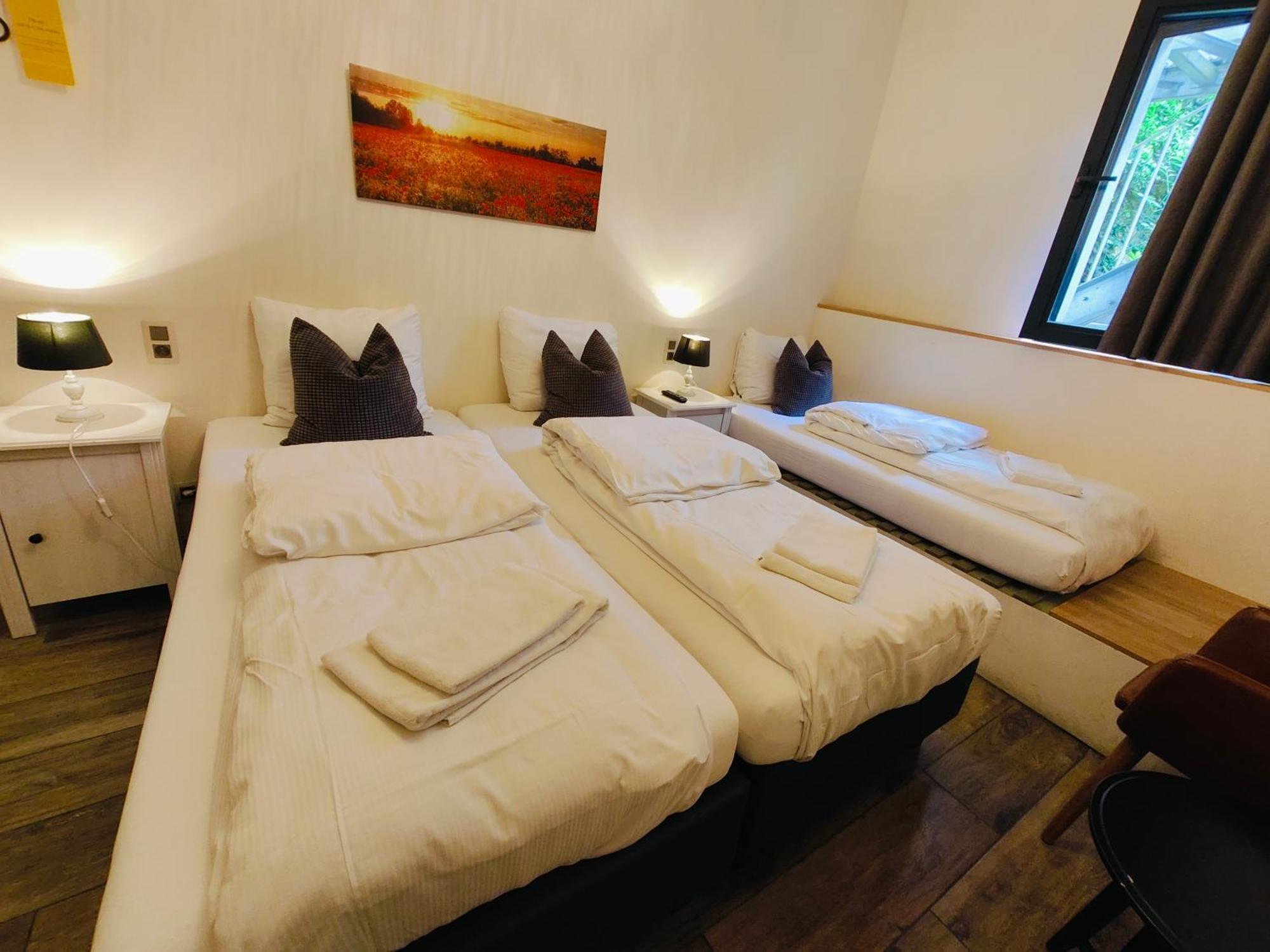 Hotel Ladeuze เลอเวน ภายนอก รูปภาพ